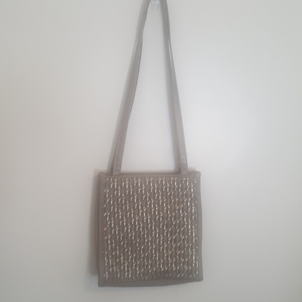 🌼3 for 22🌼Silvery Weaved Purse